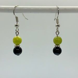 21135⭐️Chinese Jade & Onyx earrings⭐️